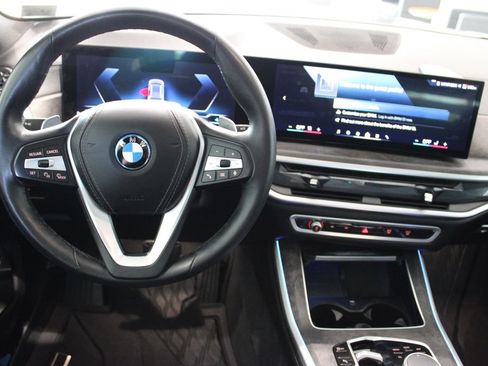 Used 2025 BMW X5 xDrive50e AWD/4WD image 6