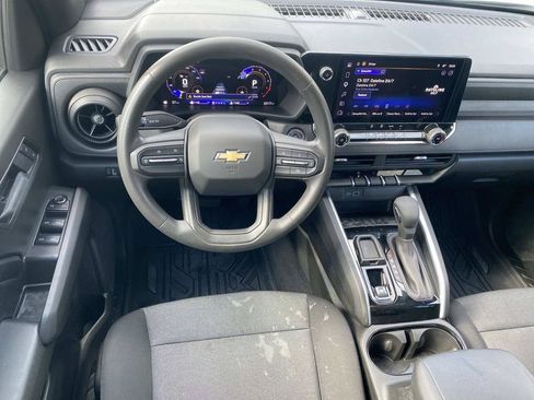 Used 2025 Chevrolet Colorado W/T w/ WT Custom Package RWD image 14