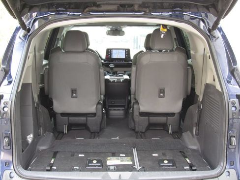 Used 2023 Toyota Sienna XLE w/ XLE Plus Package AWD/4WD image 24