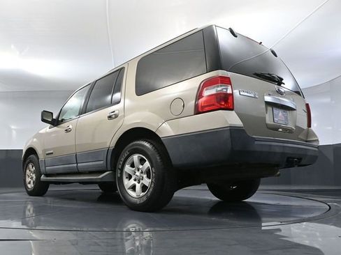 Used 2007 Ford Expedition XLT image 47