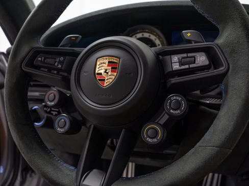 Used 2025 Porsche 911 GT3 RS RWD image 52
