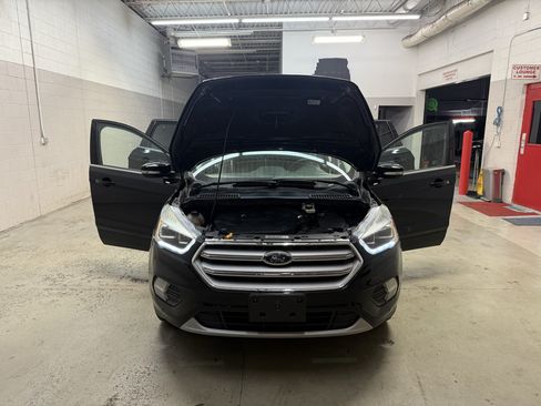 Used 2018 Ford Escape Titanium AWD/4WD image 10