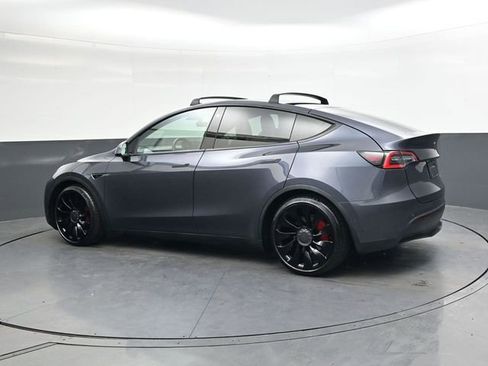 Used 2021 Tesla Model Y Performance image 6