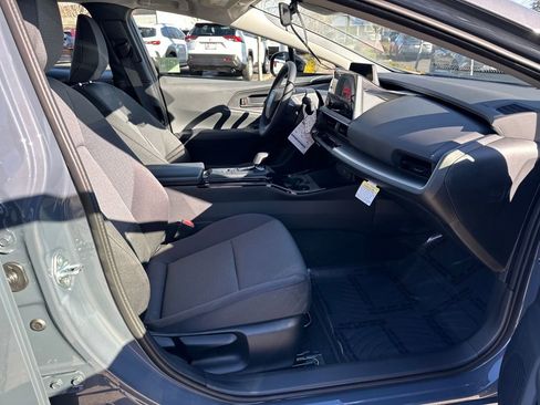 New 2026 Toyota Prius LE image 17