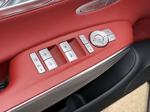 Certified 2023 Genesis GV70 2.5T w/ Sport Prestige Package image 15