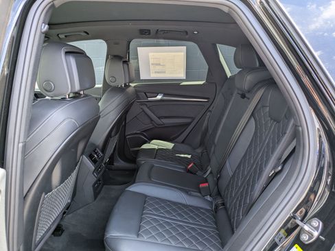 Used 2023 Audi SQ5 Premium Plus w/ Premium Plus Package AWD/4WD image 25