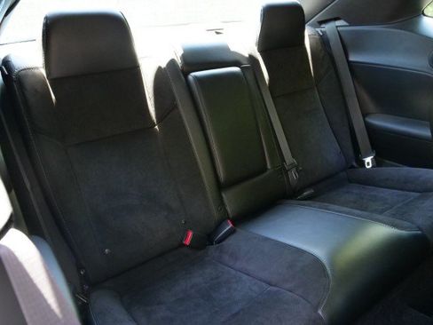 Used 2016 Dodge Challenger R/T Plus RWD image 32