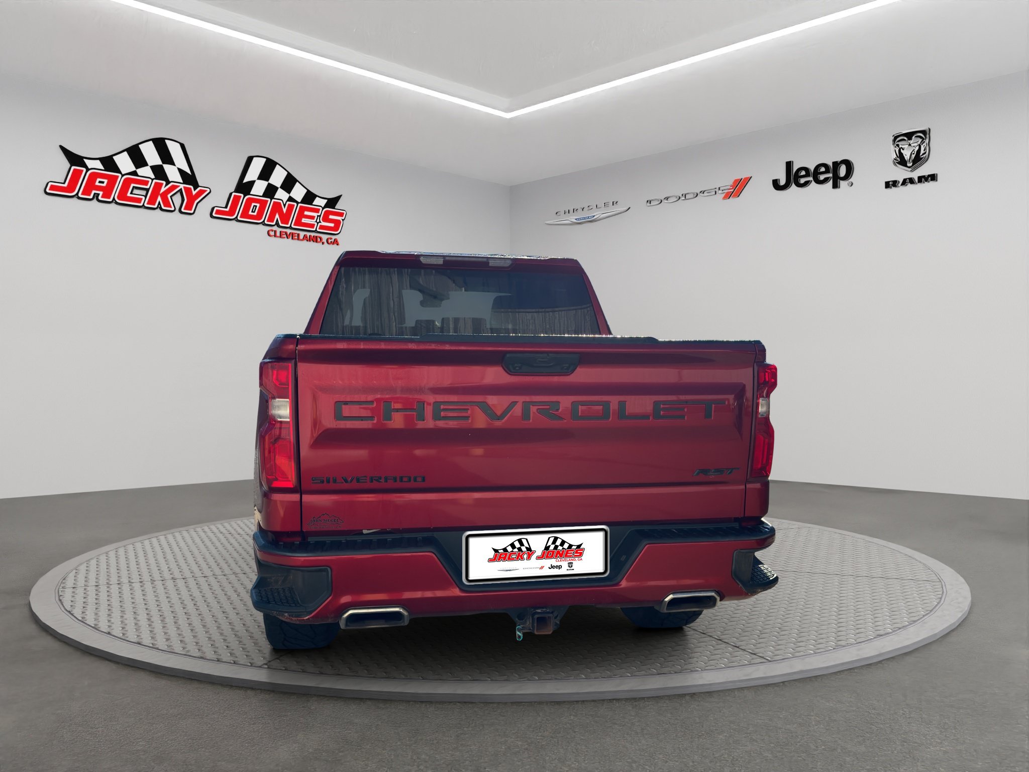 Used 2023 Chevrolet Silverado 1500 RST AWD/4WD image 7