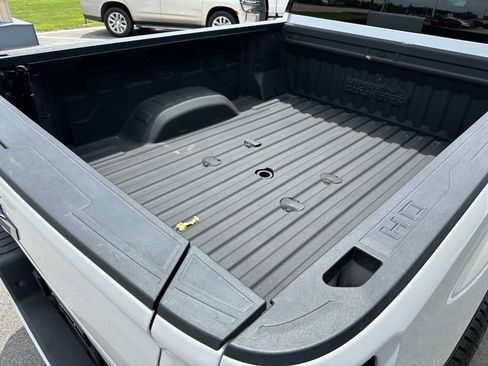Used 2024 Chevrolet Silverado 2500 High Country w/ High Country Premium Package AWD/4WD image 11