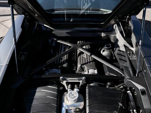 Used 2023 Lamborghini Huracan Tecnica image 17