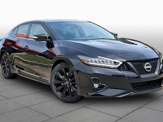 Used 2023 Nissan Maxima SR w/ Sport Mat Group FWD video 2