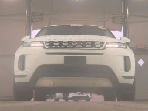 Used 2023 Land Rover Range Rover Evoque S image 3