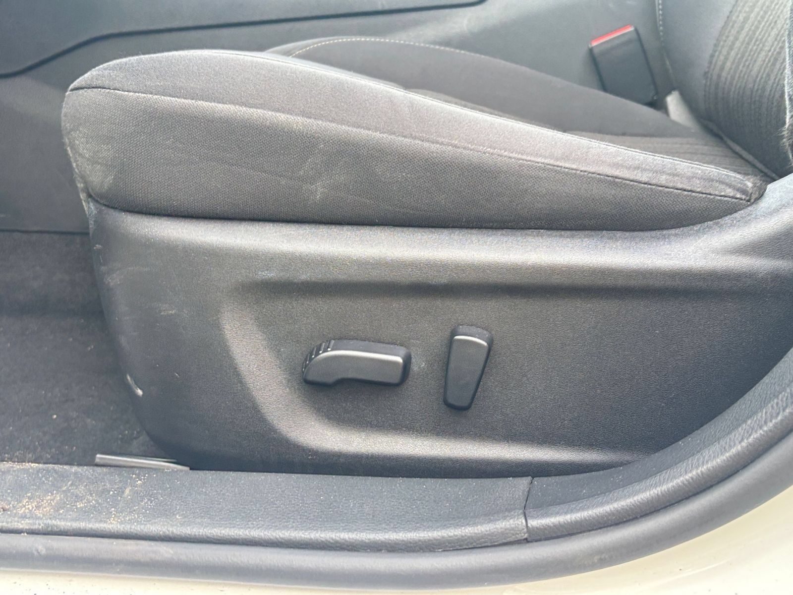 Used 2025 Nissan Altima 2.5 SV FWD image 20