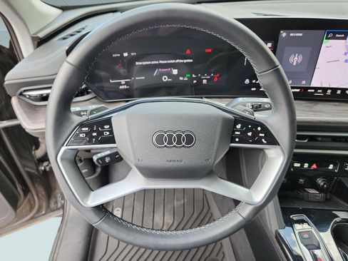 Used 2025 Audi Q5 Premium Plus w/ Premium Plus AWD/4WD image 24