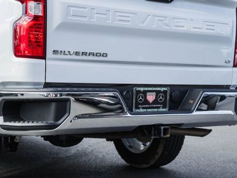 Used 2023 Chevrolet Silverado 1500 LT AWD/4WD image 9