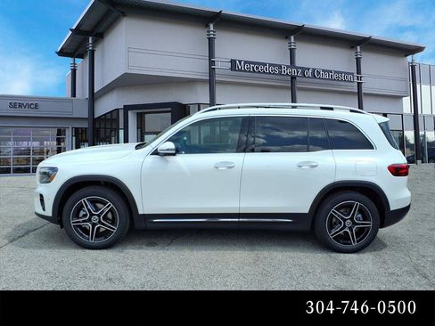 Used 2026 Mercedes-Benz GLB 250 4MATIC image 6