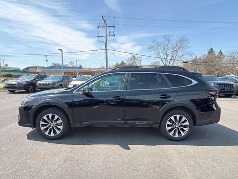 Certified 2025 Subaru Outback Limited AWD/4WD image 10
