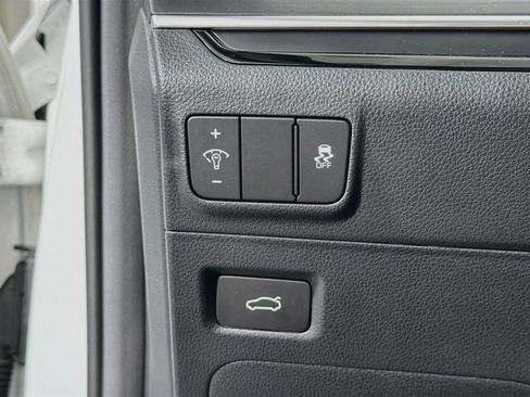 Used 2026 Kia K5 GT FWD image 11