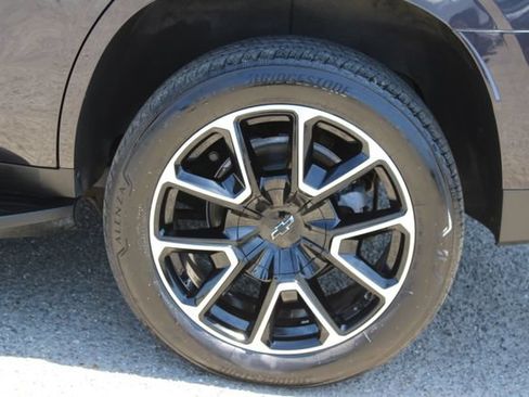 Used 2024 Chevrolet Tahoe RST w/ Sport Performance Package AWD/4WD image 8