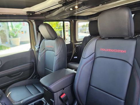 New 2026 Jeep Wrangler Unlimited Rubicon AWD/4WD image 23