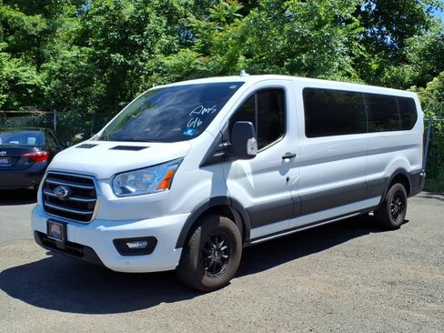 Used 2022 Ford Transit 350 XLT RWD image 3