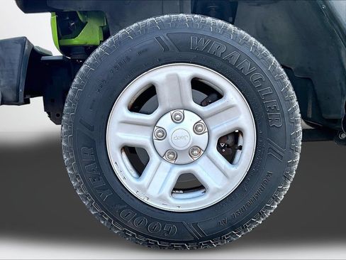 Used 2012 Jeep Wrangler Sport AWD/4WD image 9