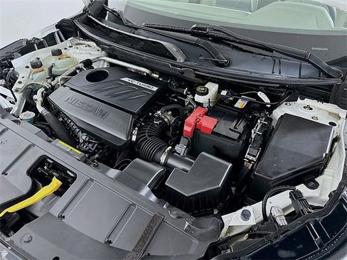 Used 2023 Nissan Rogue SV image 27