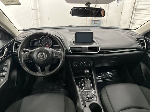Used 2015 MAZDA MAZDA3 i Sport image 18