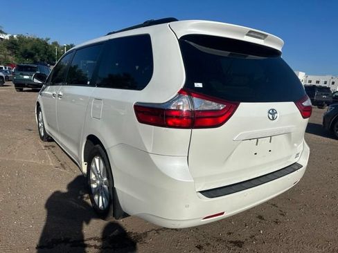 Used 2017 Toyota Sienna XLE w/ XLE Navigation Package AWD/4WD image 3