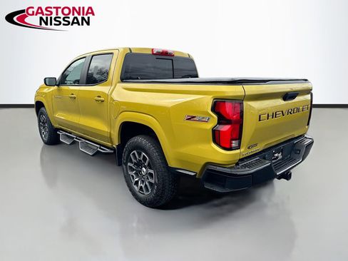 Used 2023 Chevrolet Colorado Z71 w/ Z71 Convenience Package 2 image 6