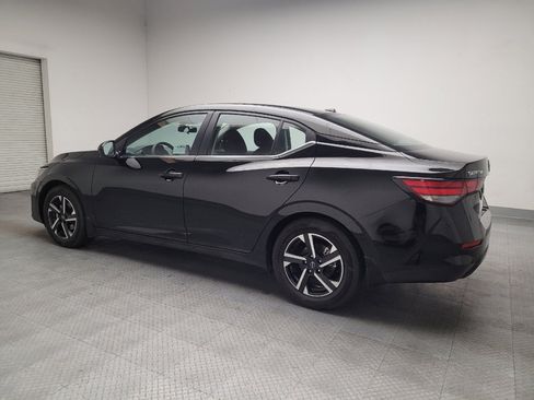 Used 2025 Nissan Sentra SV image 3