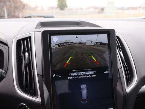 Certified 2024 Ford Edge SEL image 16