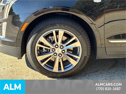 Used 2025 Cadillac XT5 Premium Luxury image 13