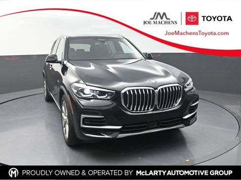 Used 2022 BMW X5 xDrive45e AWD/4WD image 1
