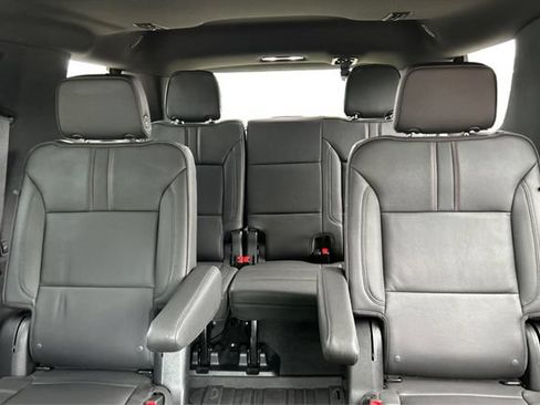 Used 2023 Chevrolet Tahoe RST w/ Sport Performance Package AWD/4WD image 15