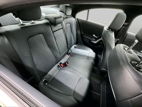 Used 2025 Mercedes-Benz CLA 250 image 19