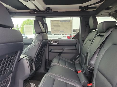 New 2026 Ford Bronco Badlands AWD/4WD image 14