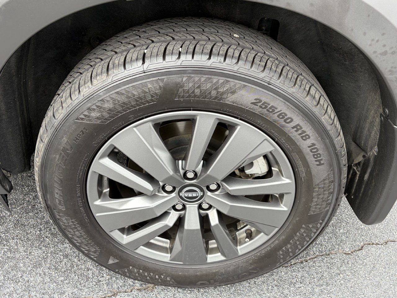 Certified 2025 Nissan Pathfinder SV FWD image 9