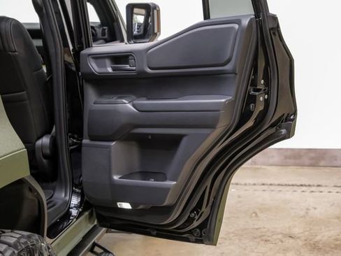 Used 2025 Toyota Land Cruiser image 74