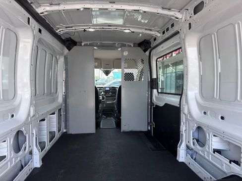 Used 2021 Ford Transit 250 Medium Roof RWD image 33