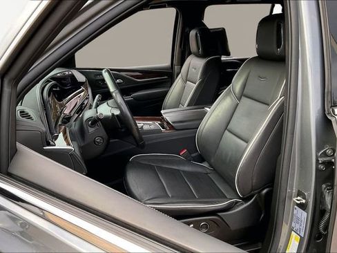 Used 2021 Cadillac Escalade Premium Luxury w/ Driver Assist Tech Package image 15