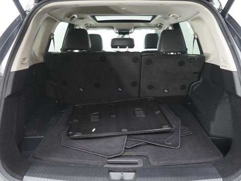 Used 2023 Nissan Rogue SV w/ SV Premium B Package AWD/4WD image 13