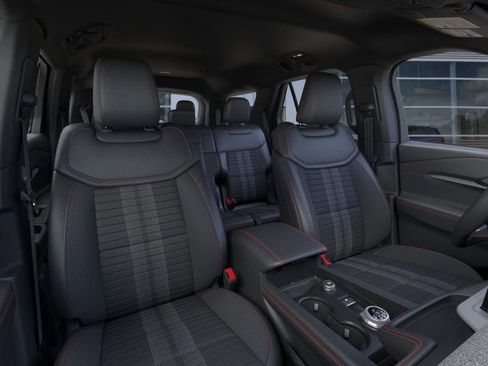 New 2026 Ford Explorer ST-Line w/ ST-Line Street Pack image 10