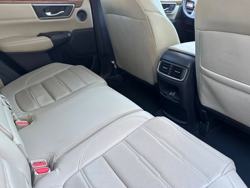Used 2018 Honda CR-V Touring image 30
