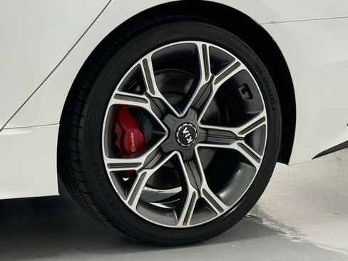 Used 2019 Kia Stinger GT2 image 46