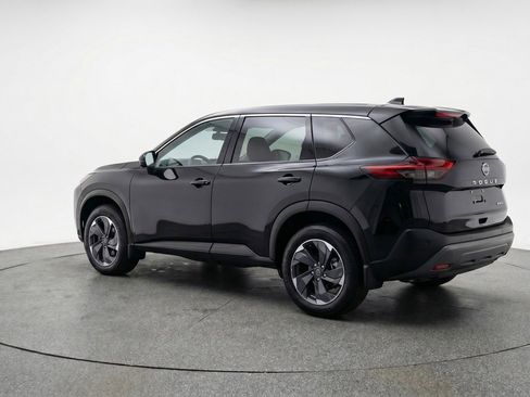 Used 2025 Nissan Rogue SV FWD image 6