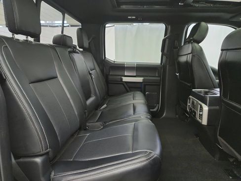 Used 2020 Ford F150 Lariat w/ Equipment Group 502A Luxury AWD/4WD image 32