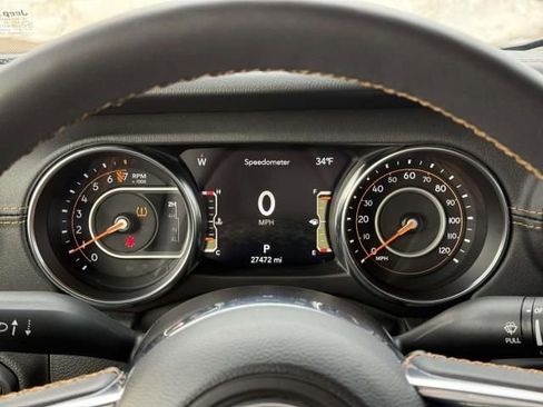 Used 2023 Jeep Gladiator Overland image 15