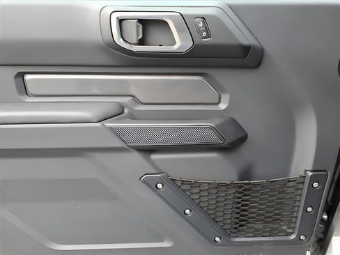 New 2025 Ford Bronco 2-Door image 8