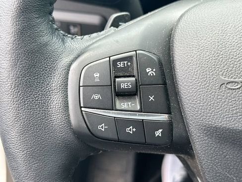 Used 2020 Ford Escape Titanium AWD/4WD image 44